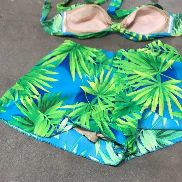 Swimsuit. Two piece. Size 10. Excellent condition. - Picture 8 of 12